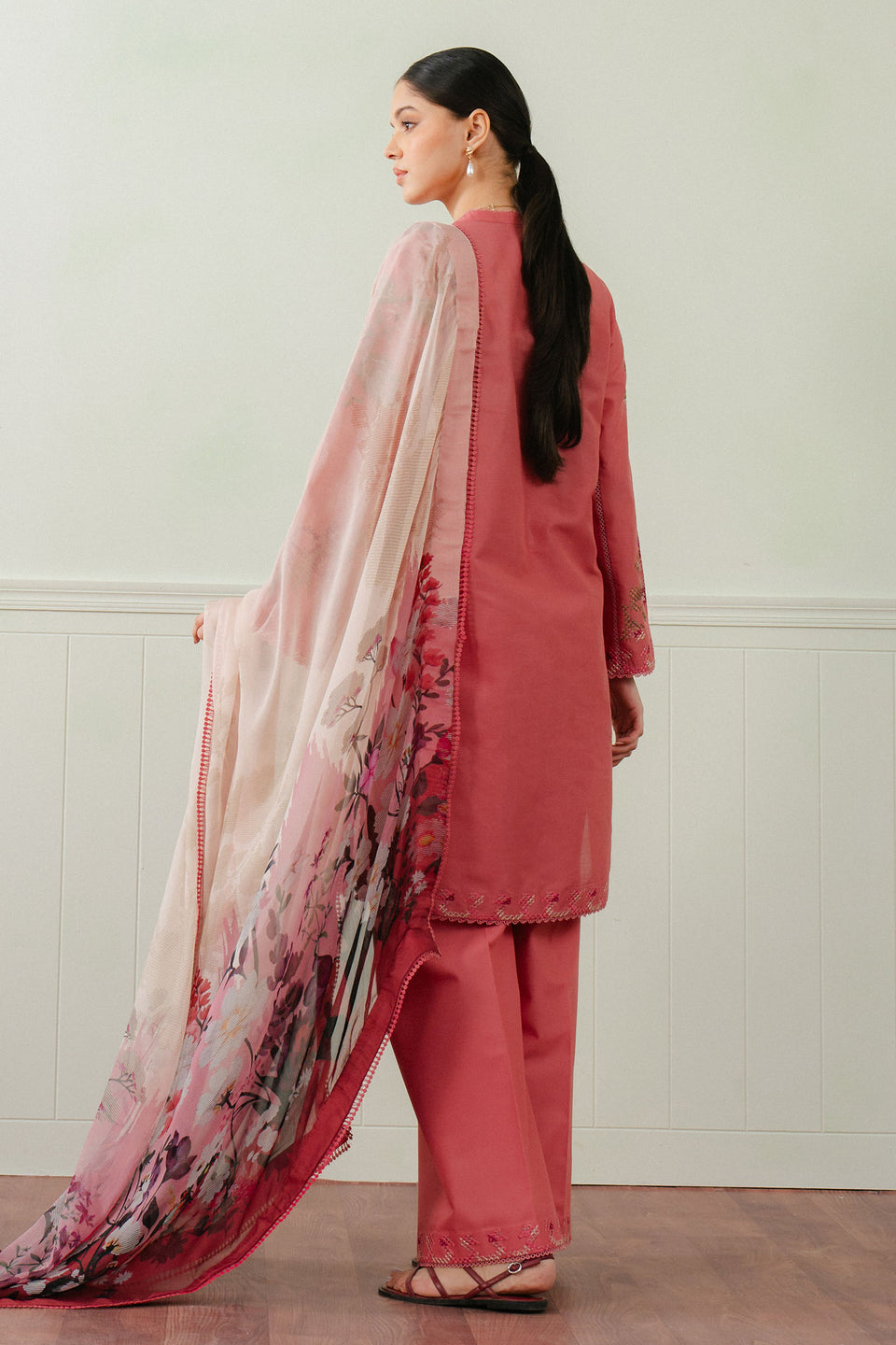 Zara Shahjahan | Coco Lawn 25 | FREYA-4A