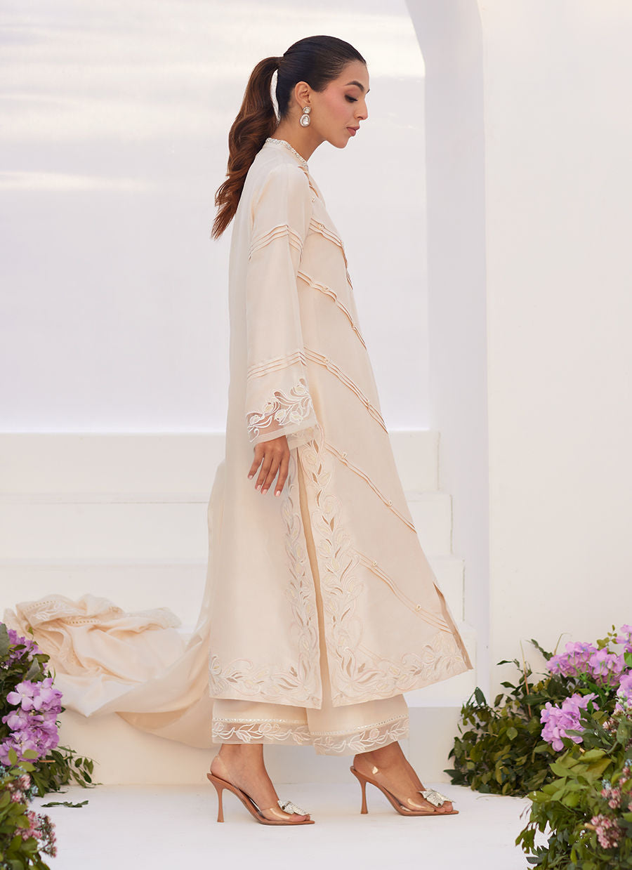 Farah Talib Aziz | Zaza Luxe Pret 24 | TISELE IVORY PLEATED RAW SILK SHIRT AND DUPATTA - Pakistani Clothes for women, in United Kingdom and United States