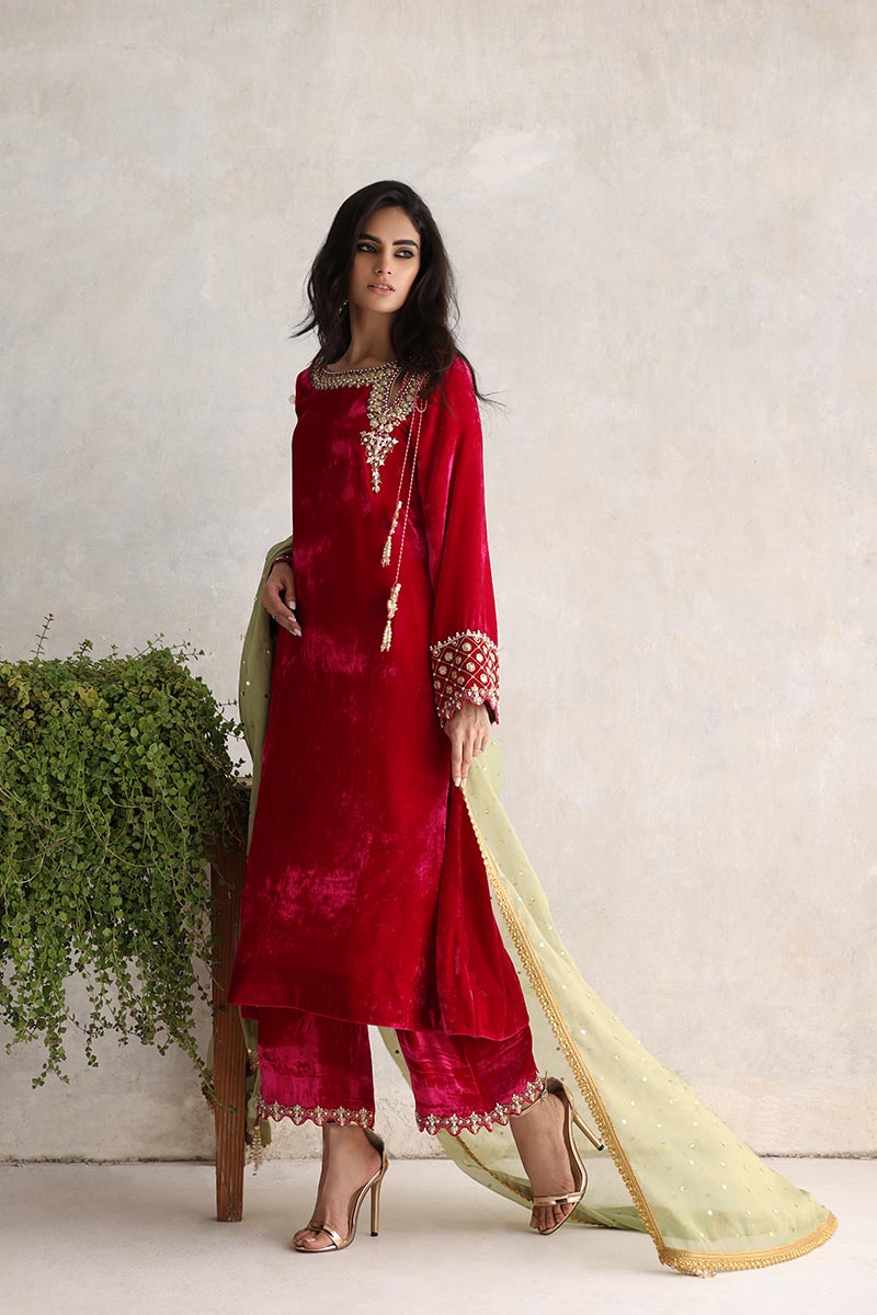 Sana Abbas | Velvet Formals | GULAAL