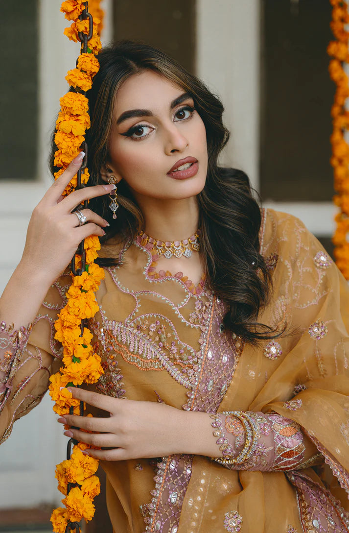 Gisele | Din Shagna Da | Famiya - Hoorain Designer Wear - Pakistani Ladies Branded Stitched Clothes in United Kingdom, United states, CA and Australia