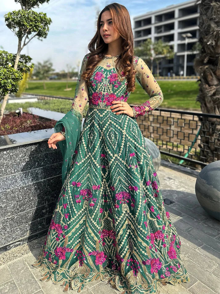 Epoque | Avanti Wedding Formals | Gulzar - Hoorain Designer Wear - Pakistani Ladies Branded Stitched Clothes in United Kingdom, United states, CA and Australia