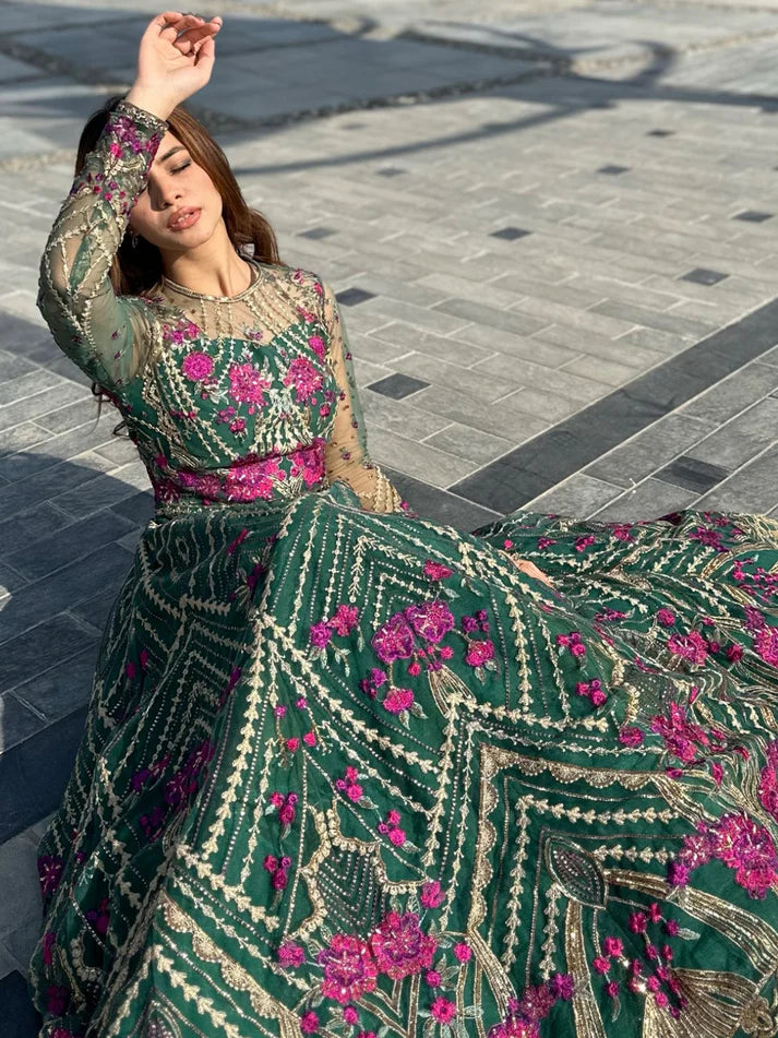 Epoque | Avanti Wedding Formals | Gulzar - Hoorain Designer Wear - Pakistani Ladies Branded Stitched Clothes in United Kingdom, United states, CA and Australia