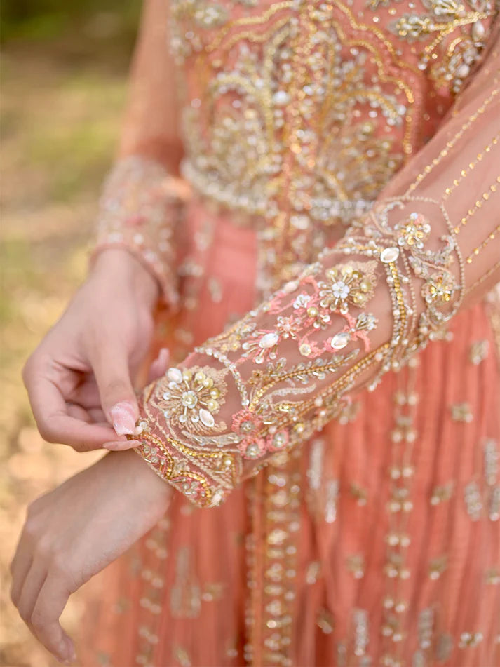 Epoque | Avanti Wedding Formals | Hoor - Hoorain Designer Wear - Pakistani Ladies Branded Stitched Clothes in United Kingdom, United states, CA and Australia