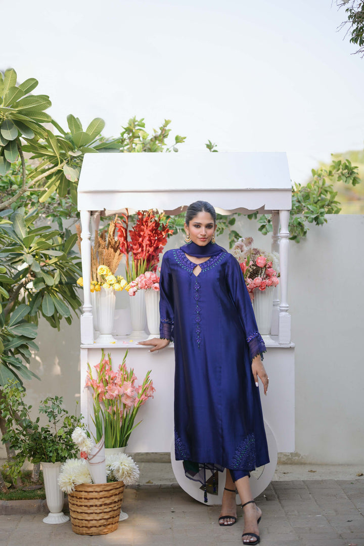 Hue Pret | Zard Collection | JHEEL - Hoorain Designer Wear - Pakistani Ladies Branded Stitched Clothes in United Kingdom, United states, CA and Australia