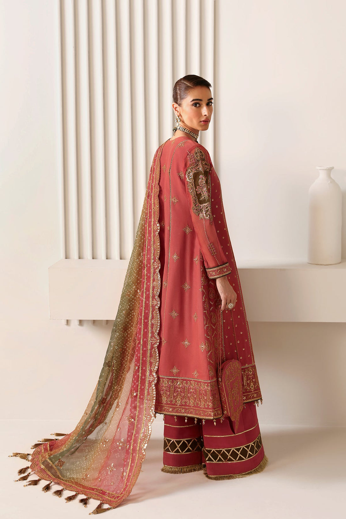 Alizeh | La Ruha Wedding Formals | AF-CH-2180-Hana