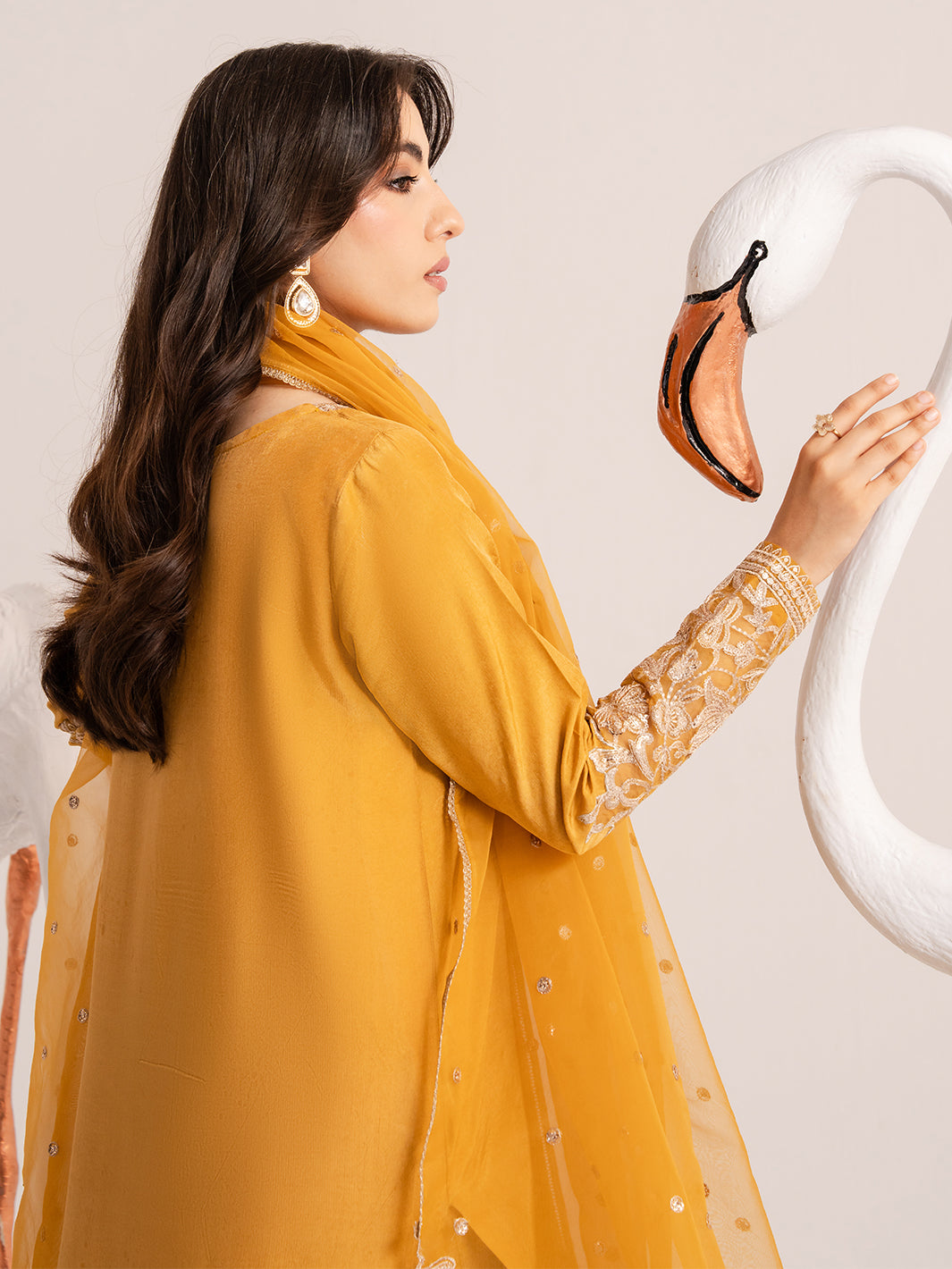 Izel | The Silk Chapter | Honeydew