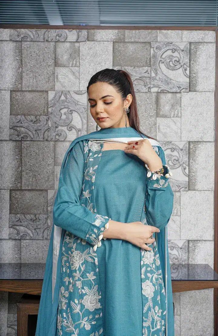 Hoorain Basics | Slub Winter 23 | TLG - Pakistani Clothes for women, in United Kingdom and United States