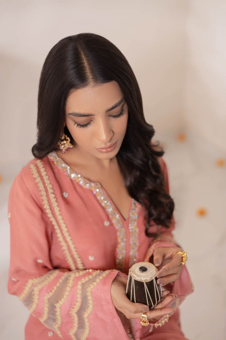 Hue Pret | Zara Suno Collection | INAYAT - Hoorain Designer Wear - Pakistani Ladies Branded Stitched Clothes in United Kingdom, United states, CA and Australia