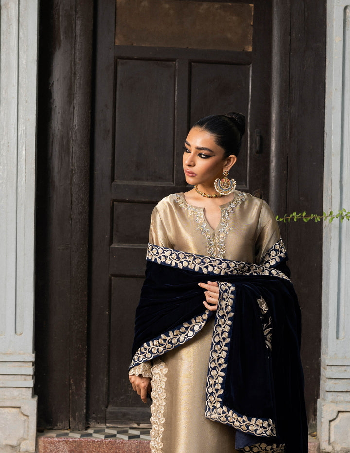 Hue Pret | Arth Festive Collection | HANIA - Hoorain Designer Wear - Pakistani Ladies Branded Stitched Clothes in United Kingdom, United states, CA and Australia