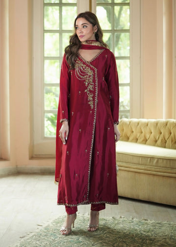 Mahum Asad | The Color Edit | VELORA