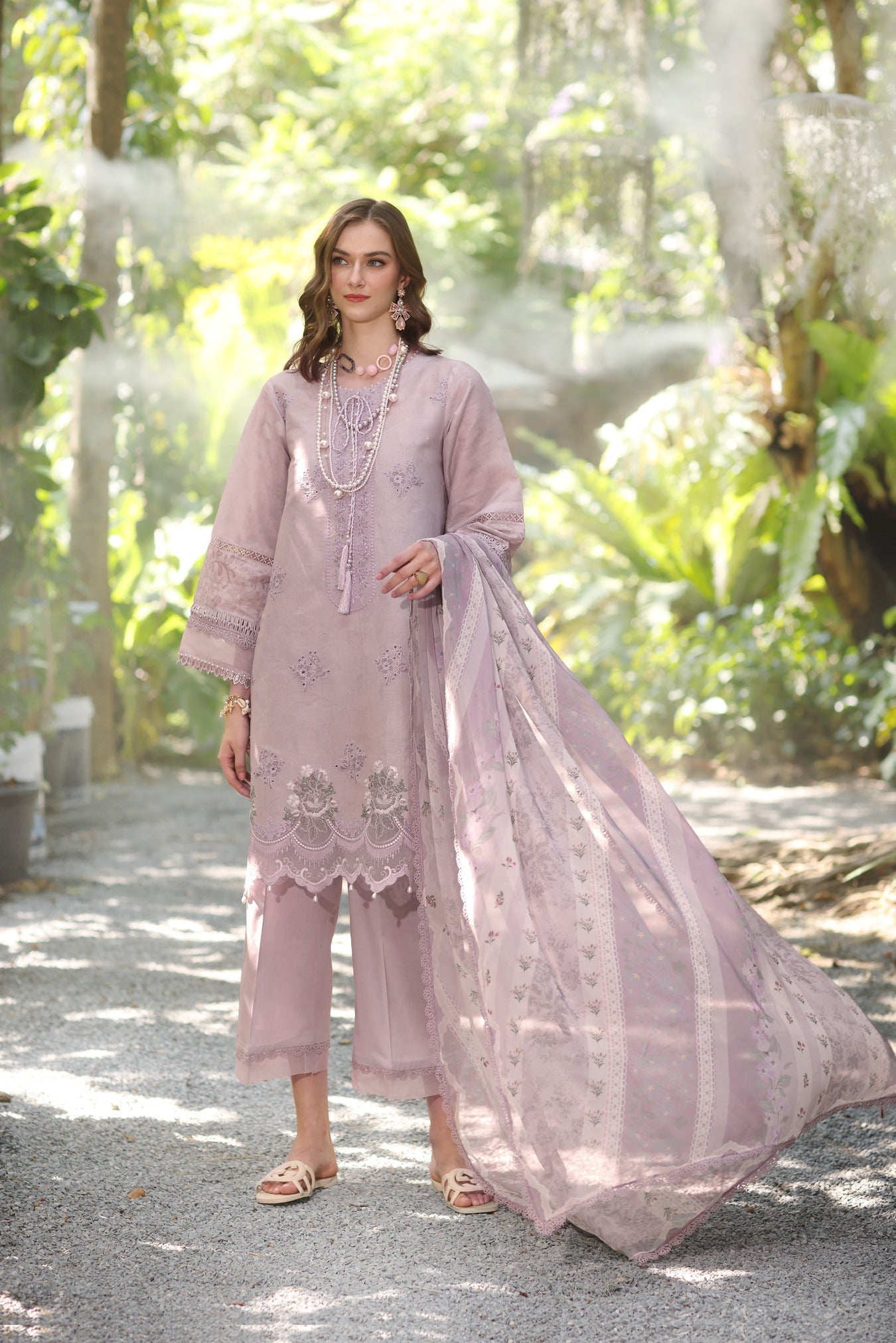 Noor by Saadia Asad | Eid Luxe Printedkari | D6-B