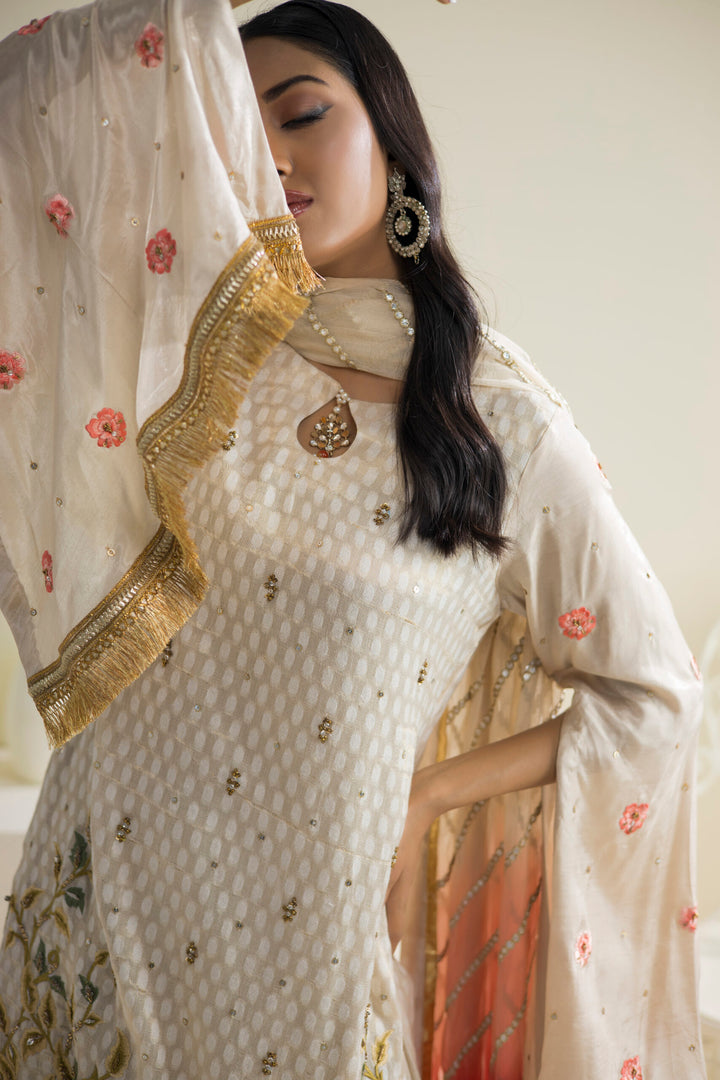 Farhat Jahan | Luxury Pret | Qainaat - Pakistani Clothes for women, in United Kingdom and United States