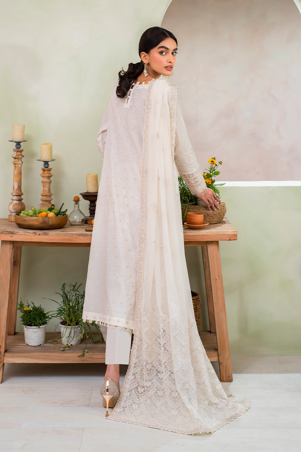 Iznik | Ready to Wear | IP-226 EMBROIDERED LAWN