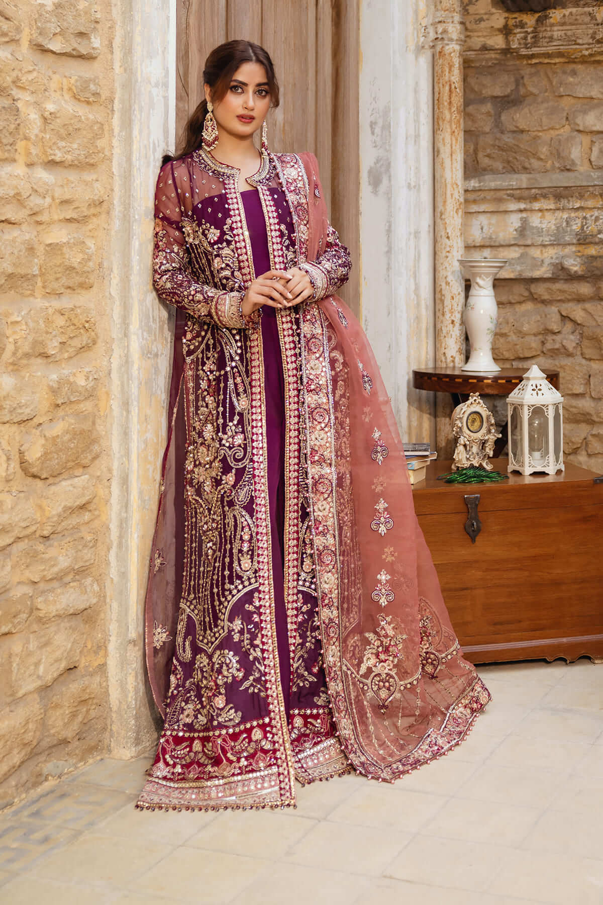 sajal aly dress design Stunning Pakistani Dress Design - Ali Dress