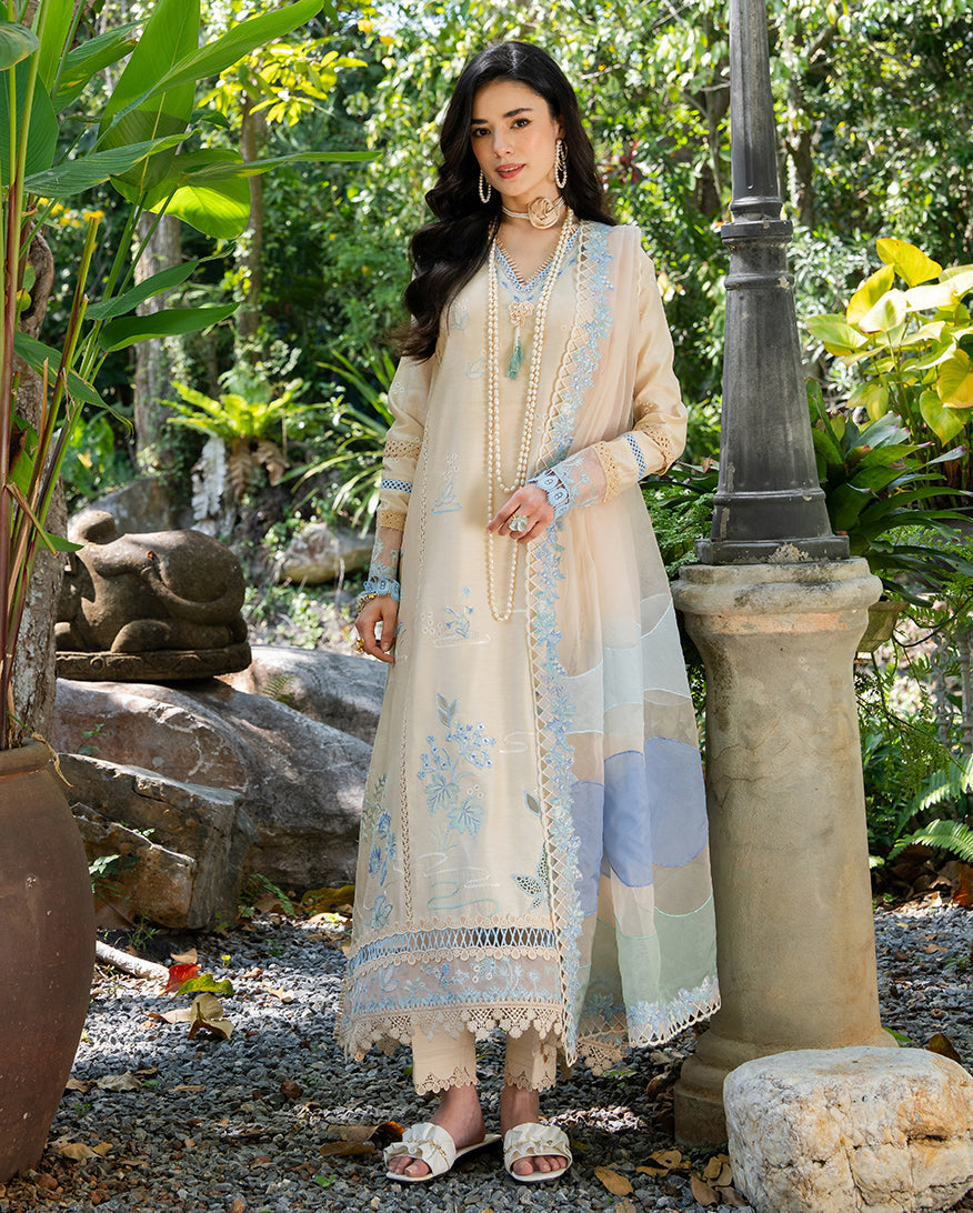 Mushq | La Toscana Casual Pret | Ivory Riviera