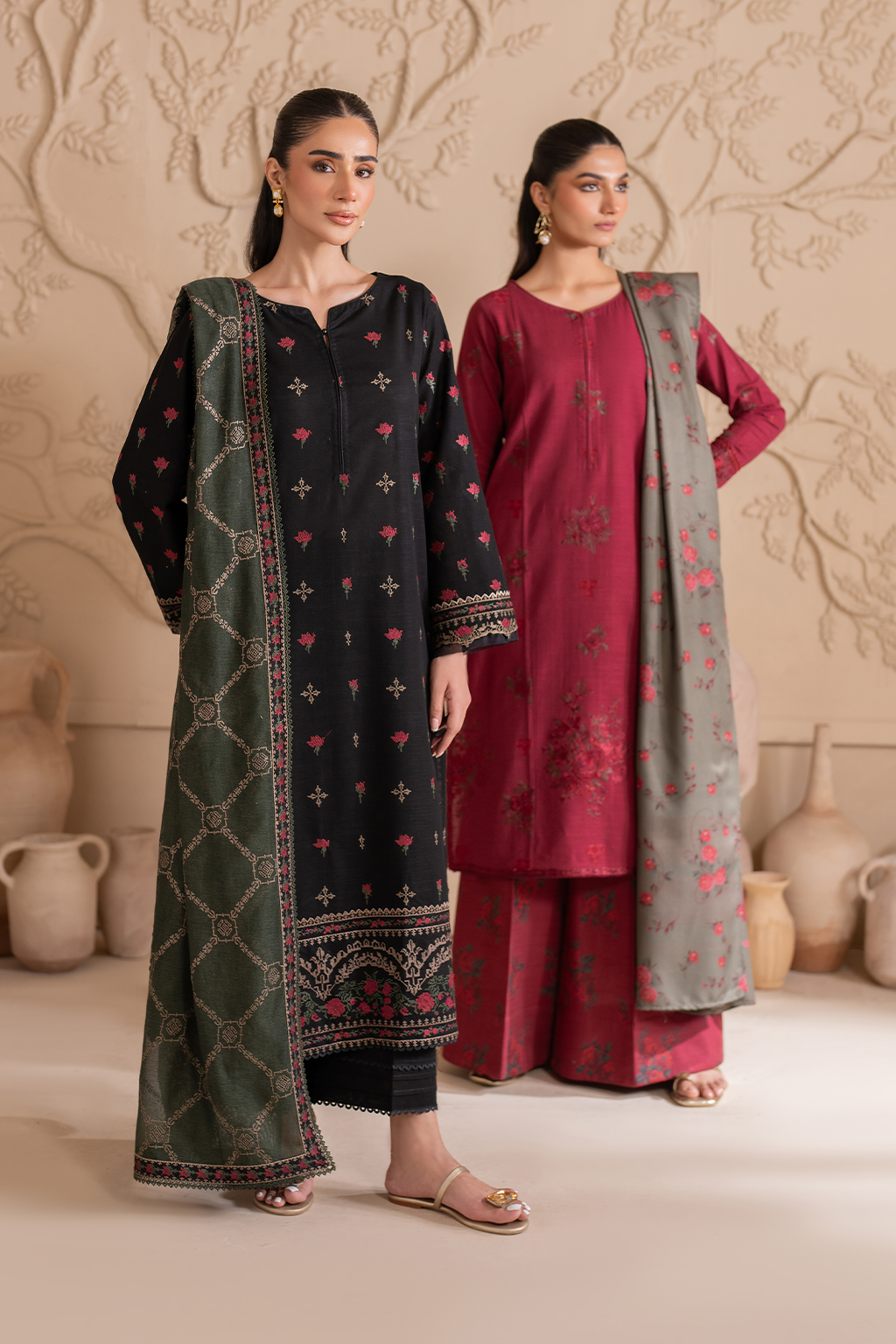 Iznik | Exclusive Winter | UE-299 Embroidered Khaddar