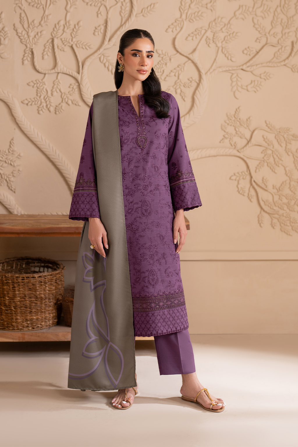 Iznik | Exclusive Winter | UE-298 Embroidered Khaddar