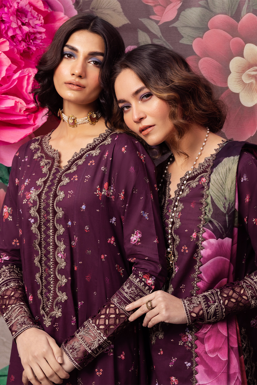 Iznik | Dahlia Embroidered Lawn | DL-06 - Pakistani Clothes for women, in United Kingdom and United States