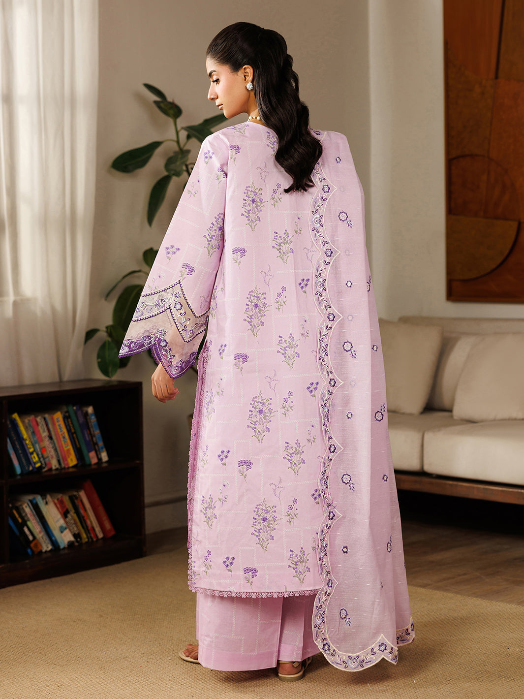 Mahnur | Leila Lawn 26 | L-04