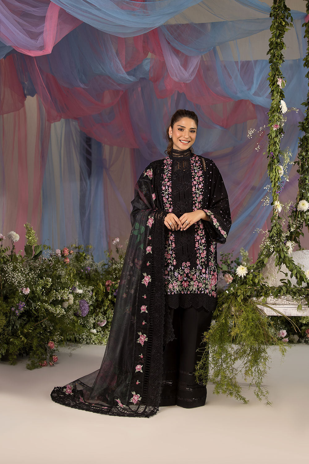 Sobia Nazir | Luxury Lawn 25 | 4B