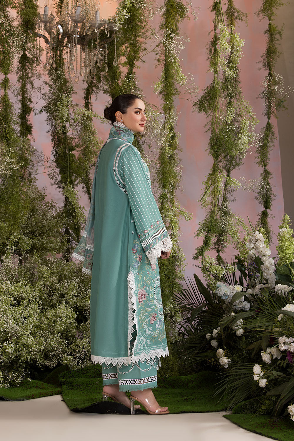 Sobia Nazir | Luxury Lawn 25 | 5B