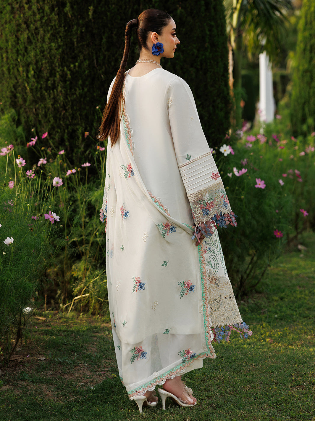 Mahnur | Morbagh Luxury Lawn 26 | M-03