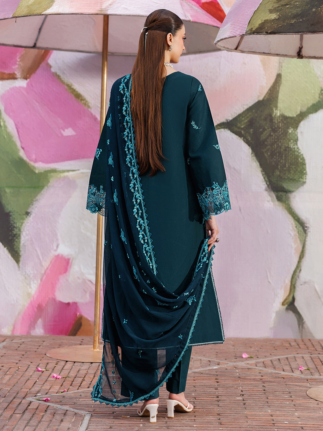 Mahnur | Morbagh Luxury Lawn 26 | M-04