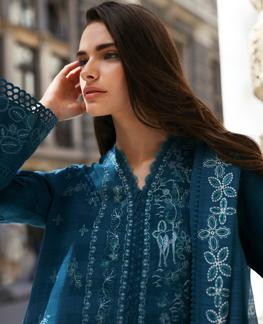 Republic Womenswear | Embroidered Pret 24 | Kaź (M-137)