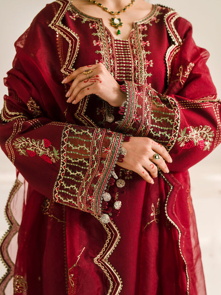 Fozia Khalid | Eid Edit 24 | Maya - Hoorain Designer Wear - Pakistani Ladies Branded Stitched Clothes in United Kingdom, United states, CA and Australia