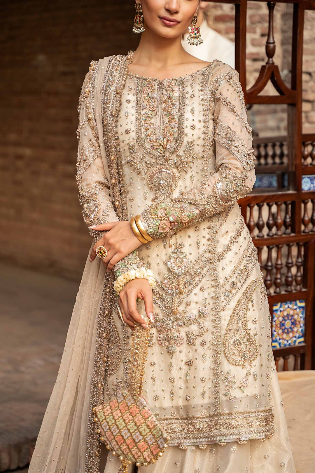 maria b golden dress Maria B Golden Chiffon Saree Collection – Hadiz outfit main image 0