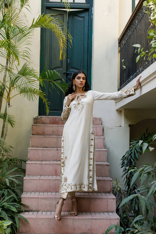 Wahajmkhan | Bahar Begum Formals | IVORY & COPPER BEGUM OUTFIT - Pakistani Clothes for women, in United Kingdom and United States