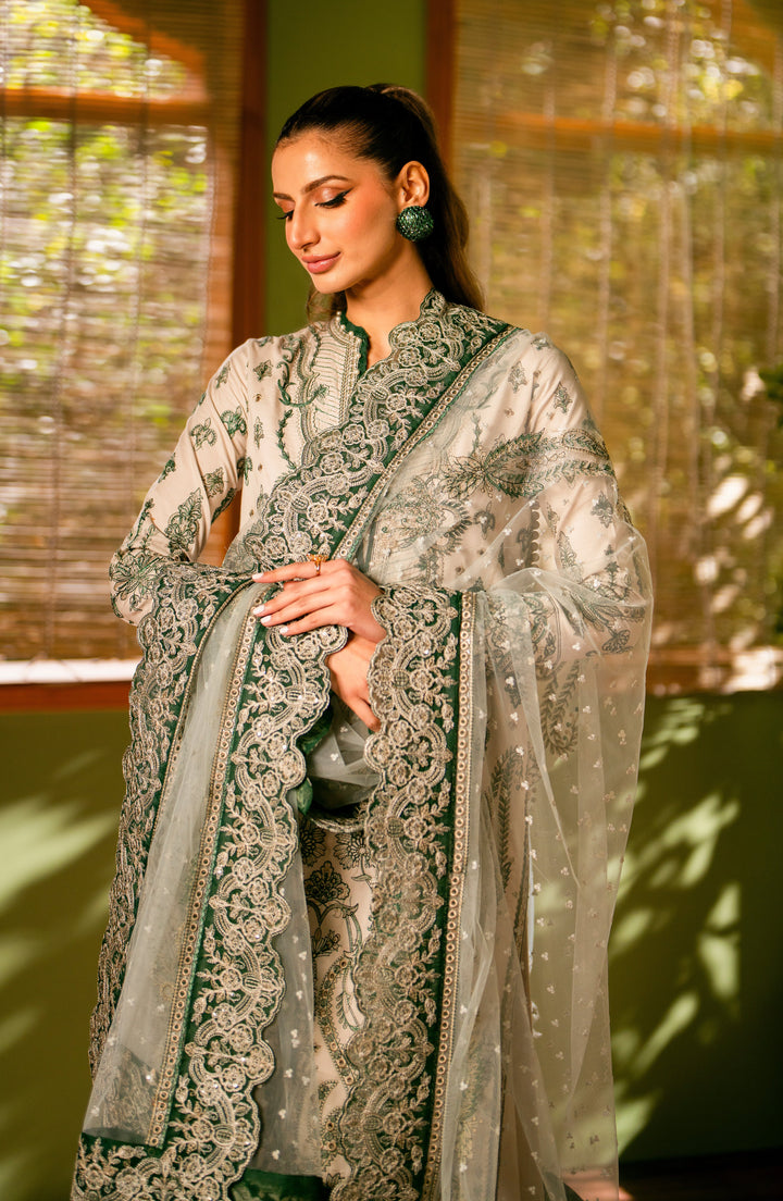 Maryum N Maria | Luxury Lawn 24 |  Nubia - Hoorain Designer Wear - Pakistani Ladies Branded Stitched Clothes in United Kingdom, United states, CA and Australia