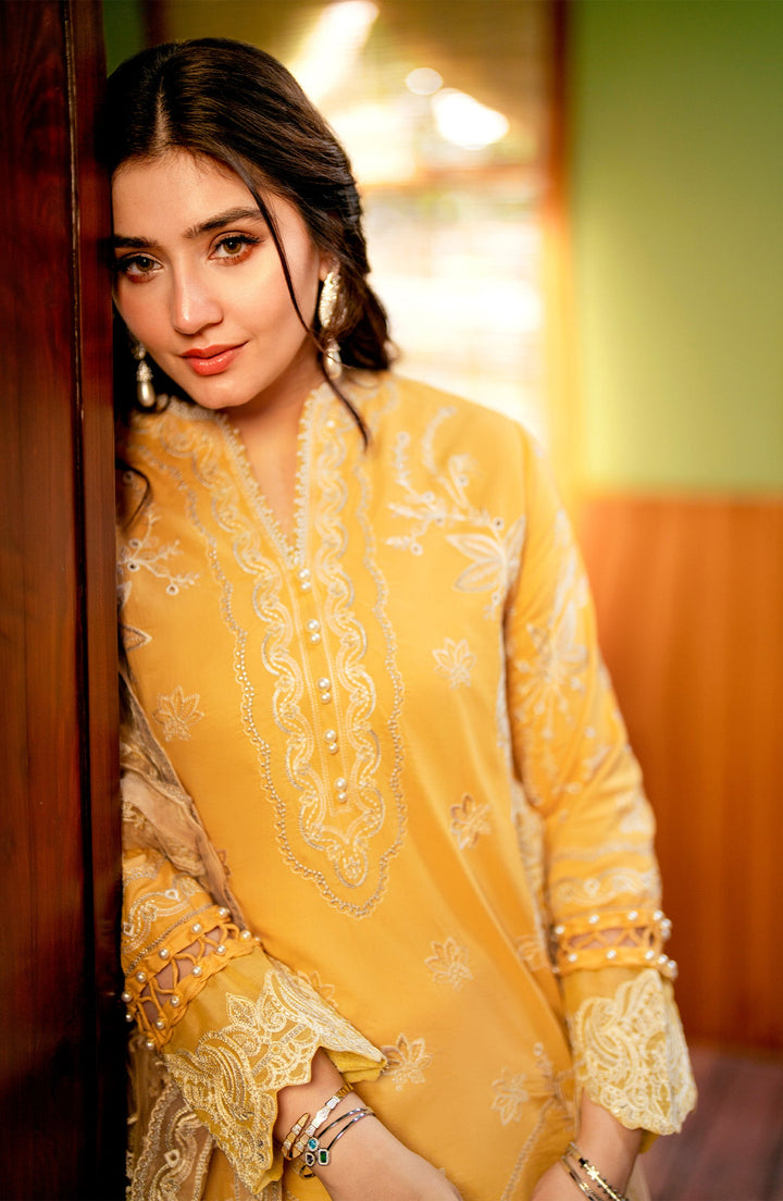 Maryum N Maria | Luxury Lawn 24 | Lamya - Hoorain Designer Wear - Pakistani Ladies Branded Stitched Clothes in United Kingdom, United states, CA and Australia