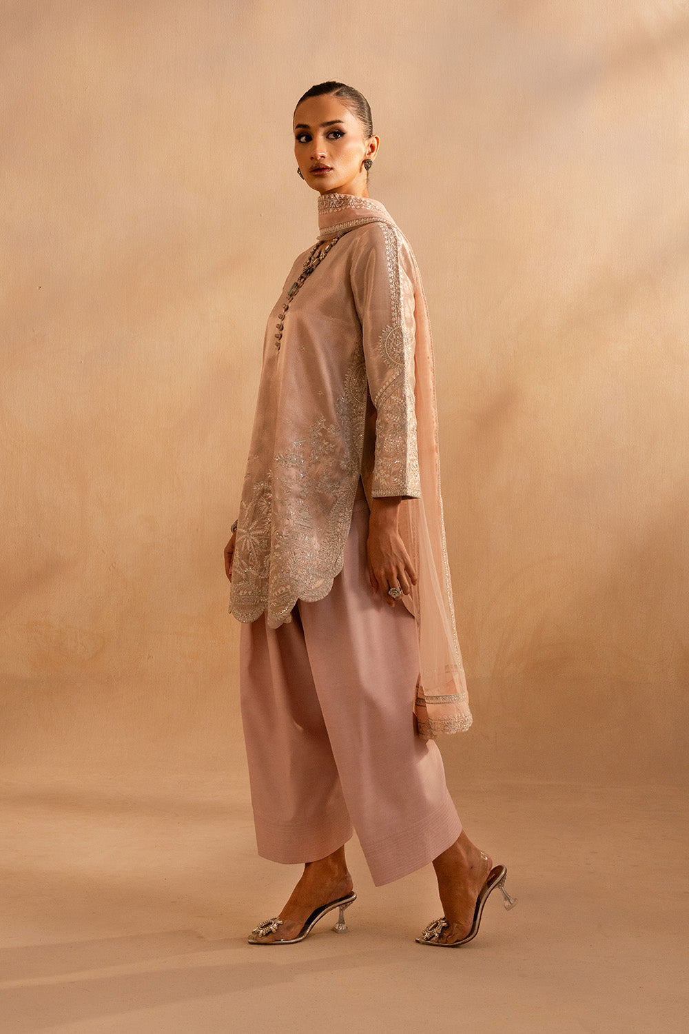 Maryum N Maria | Dhahab 25 | ELLIOTT - MS50269