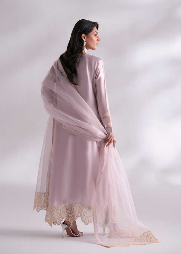 Mehak Yaqoob | Enchante The Luxe Edit | Fluorite