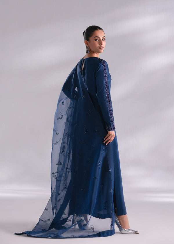 Mehak Yaqoob | Enchante The Luxe Edit | Sapphire