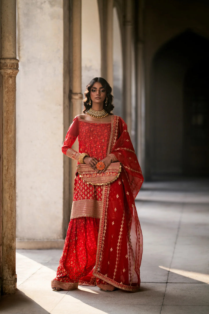 Erum Khan | Mannat Formals | Gulnaar - Hoorain Designer Wear - Pakistani Ladies Branded Stitched Clothes in United Kingdom, United states, CA and Australia