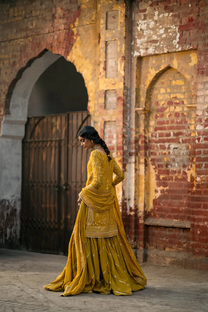 Erum Khan | Mannat Formals | Aatish - Pakistani Clothes for women, in United Kingdom and United States