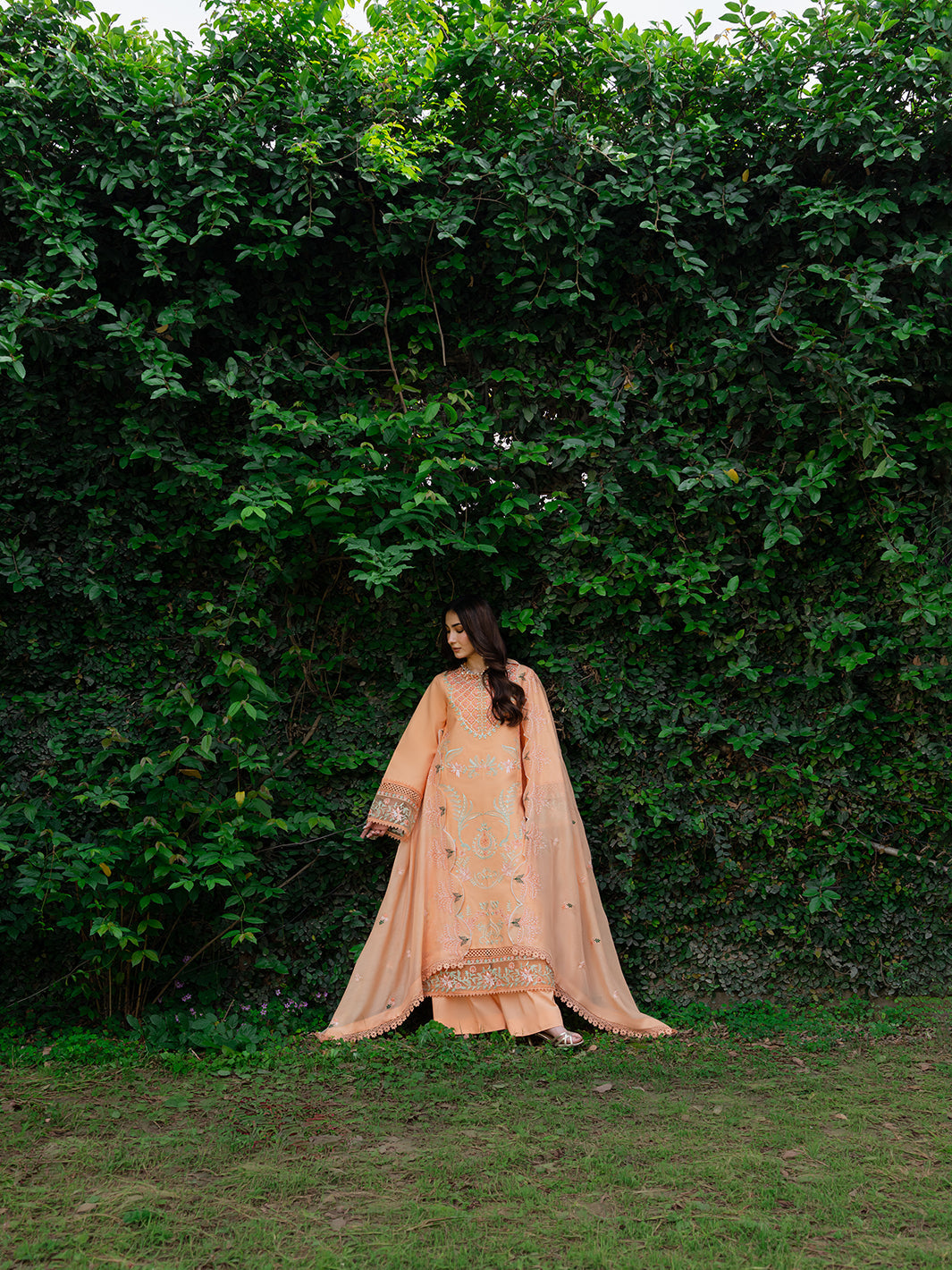Mahnur | Amaya Lawn 26 | MU-12