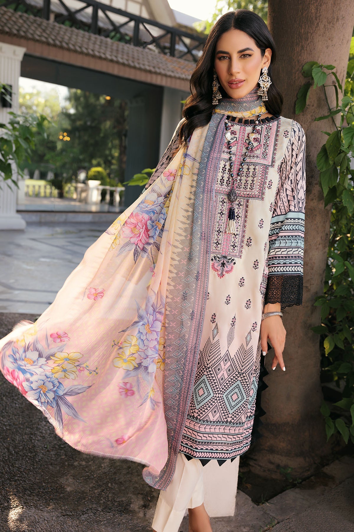 Motifz | Amal Luxury Lawn | 3293 - Pakistani Clothes for women, in United Kingdom and United States