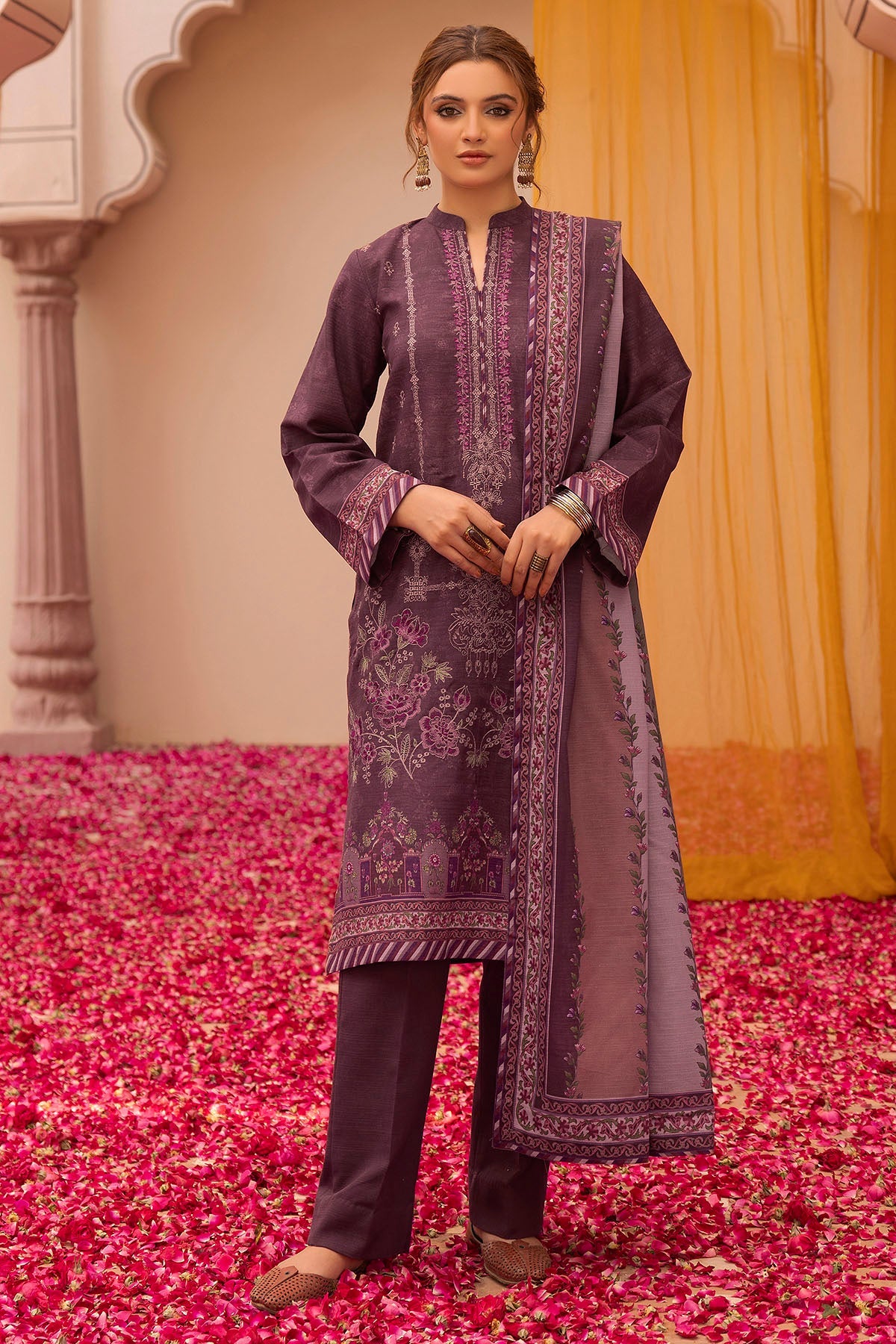 Motifz | Premium Khaddar | 5027-OMAIRA