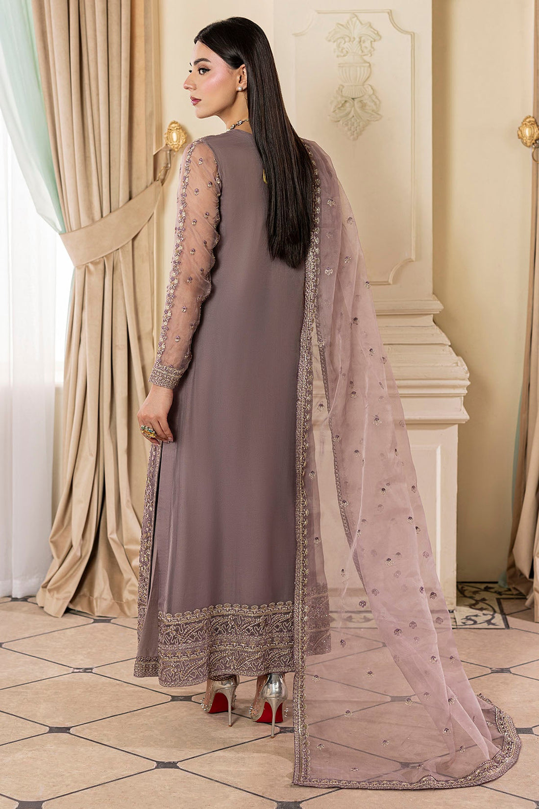 Motifz | Luxury Formals | 5138-OLEA