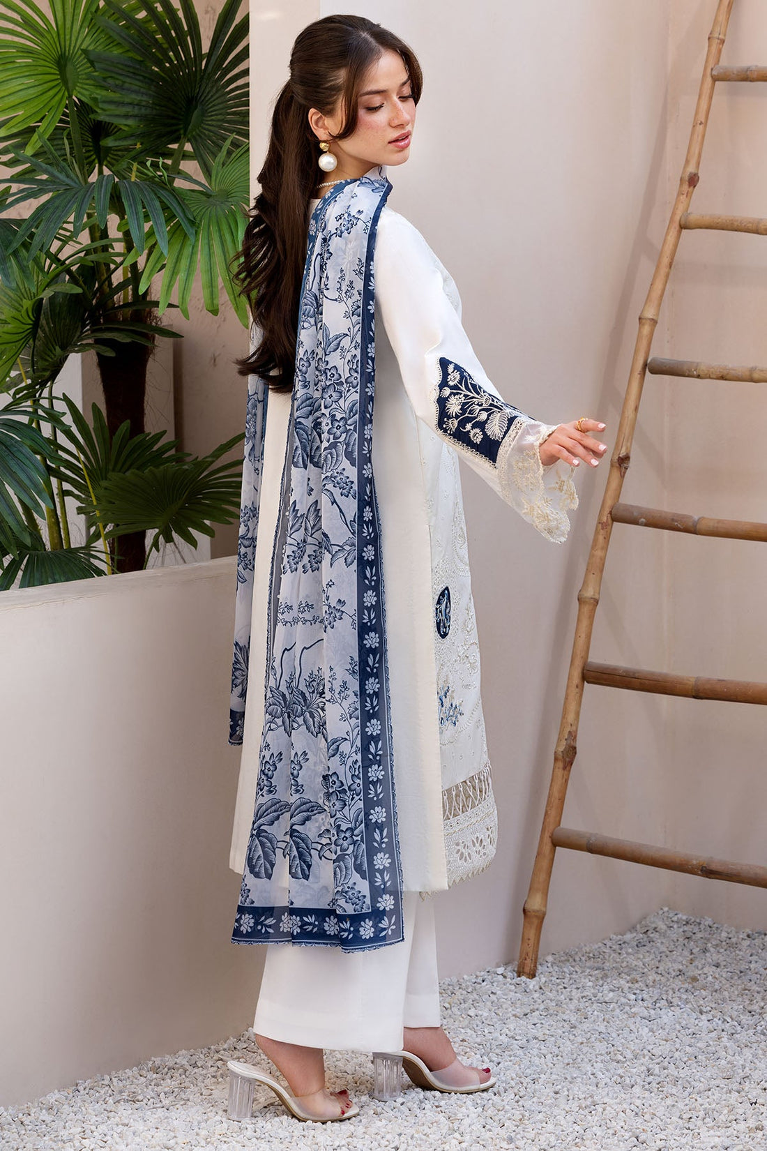Motifz | Amal Lawn 26 | 6070-MTNA