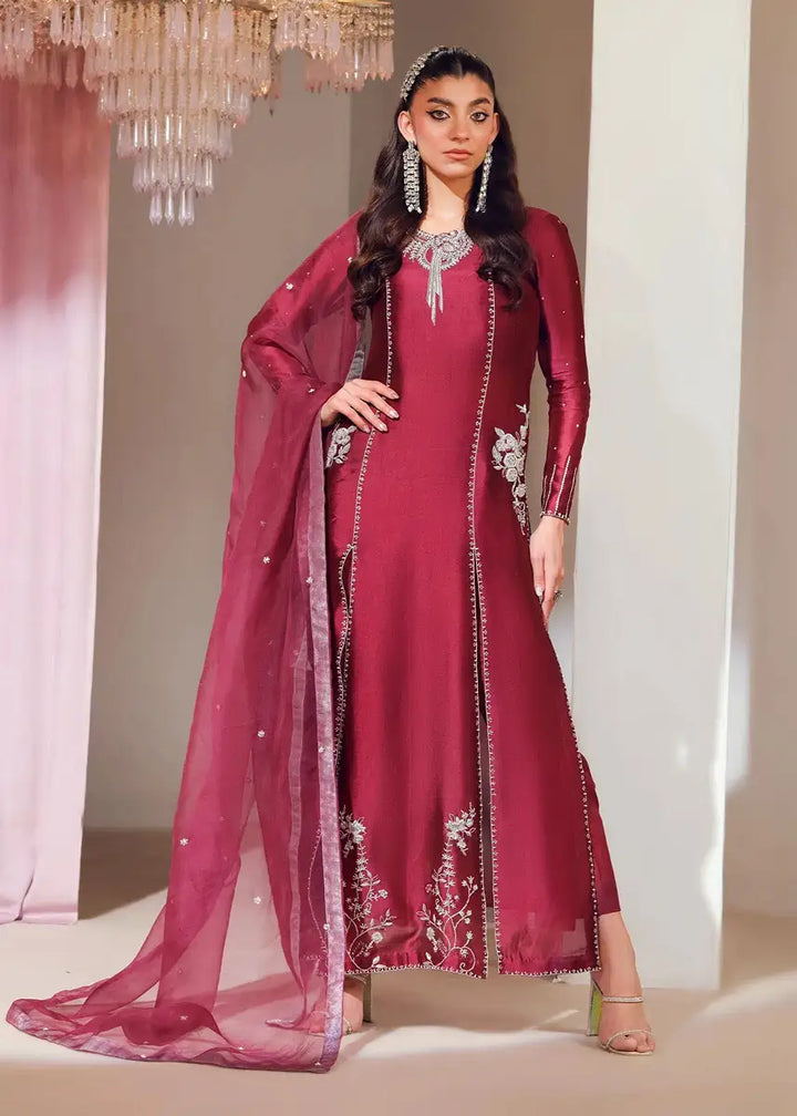 Mahum Asad | Forever and Ever Formals | Crush - Hoorain Designer Wear - Pakistani Ladies Branded Stitched Clothes in United Kingdom, United states, CA and Australia