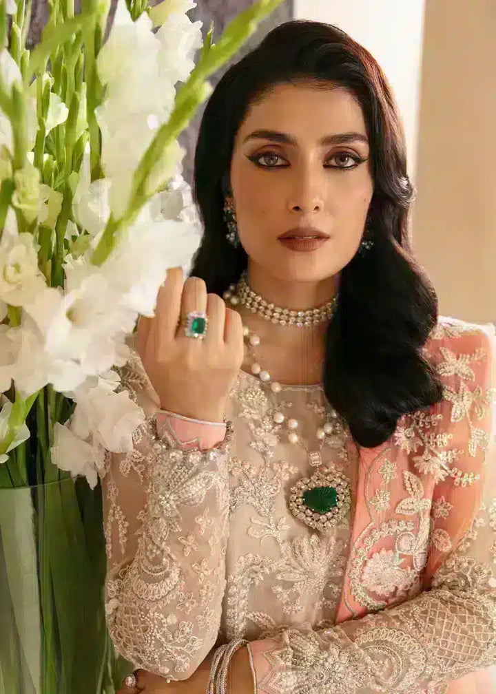 Mahum Asad | Lamhay Wedding Formals 23 | Saloni - Hoorain Designer Wear - Pakistani Ladies Branded Stitched Clothes in United Kingdom, United states, CA and Australia