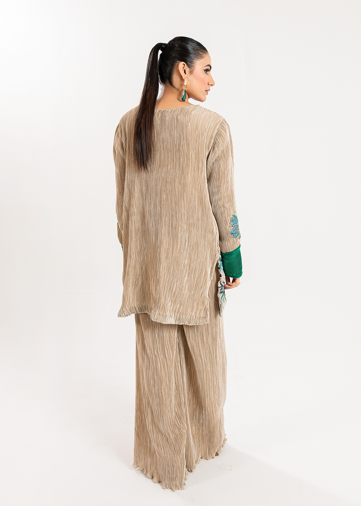 Maria Osama Khan | Claire Pleated Silk | Stardust - Hoorain Designer Wear - Pakistani Ladies Branded Stitched Clothes in United Kingdom, United states, CA and Australia
