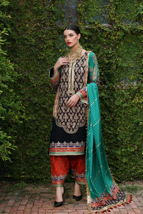 Mina Kashif | Festive Lawn | Zenel - Hoorain Designer Wear - Pakistani Ladies Branded Stitched Clothes in United Kingdom, United states, CA and Australia