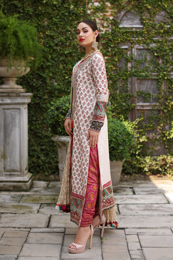 Mina Kashif | Festive Lawn | Parsa - Hoorain Designer Wear - Pakistani Ladies Branded Stitched Clothes in United Kingdom, United states, CA and Australia