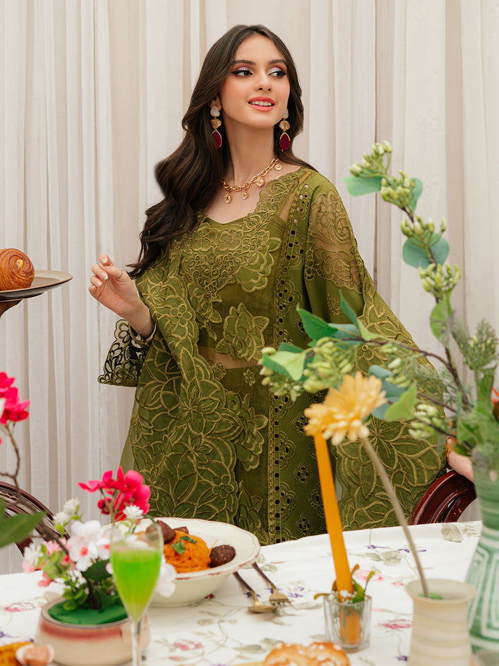 Mahnur | Allenura Luxury Lawn 24 | REVERIE - Pakistani Clothes for women, in United Kingdom and United States