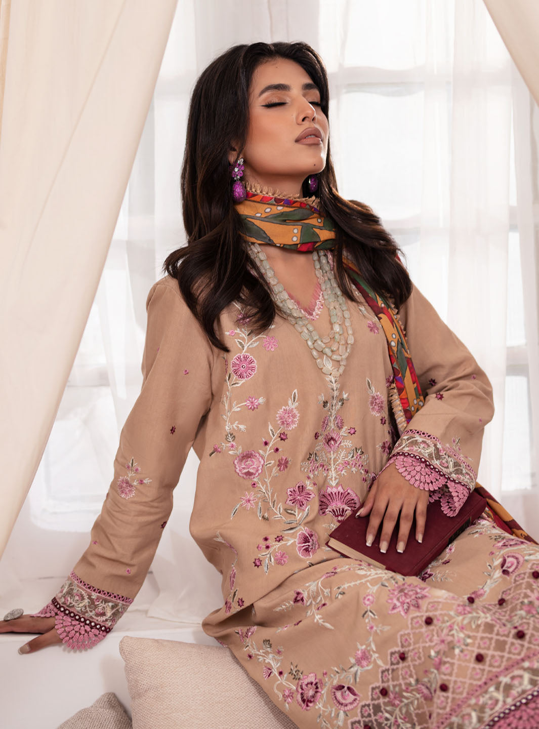 Roheenaz | Meraki Winter Collection | Blair